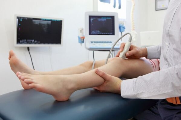 badanie nóg przed operacją żylaków