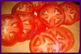 Pomidory pomogą złagodzić ból i ciężkość nóg z żylakami